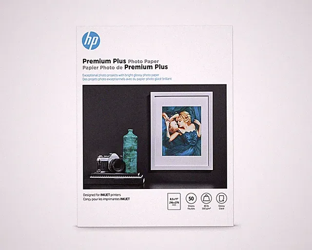 HP Premium Plus Glossy Photo Paper 8.5x11 Fade Resistant Print Quality 25 Sheets