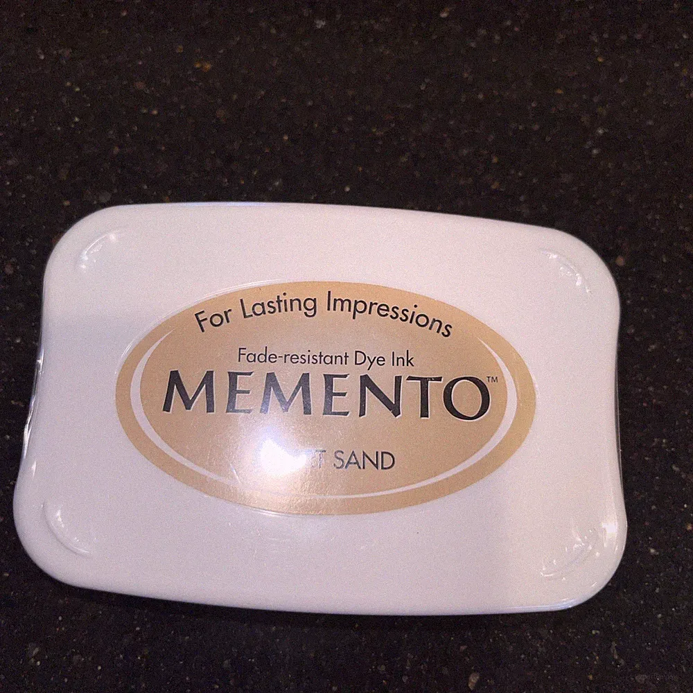 MEMENTO FADE RESISTANT DYE INK DESERT SAND ME-804 QTY 1